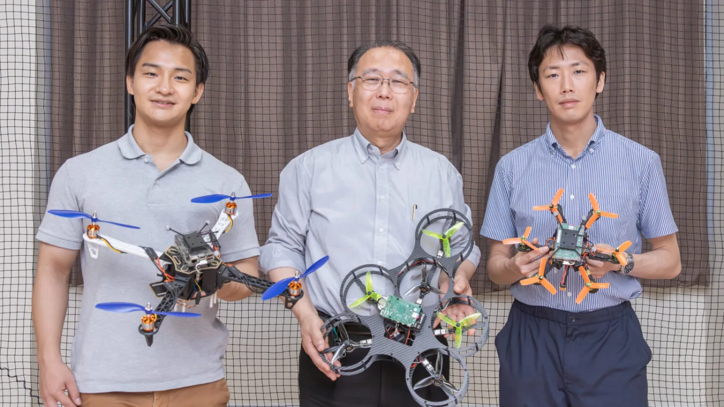 ドローンの自動制御～全駆動ヘキサロータや倒立振子制御等～『東京科学大学 三平研究室』